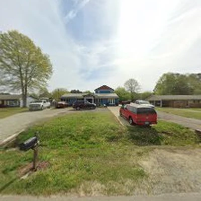 Little Leaf Lawn Care, LLC