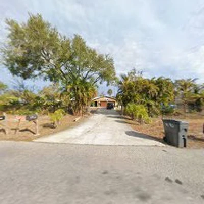 Leilani Tree Service