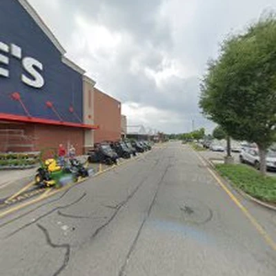 Lowe's Garden Center