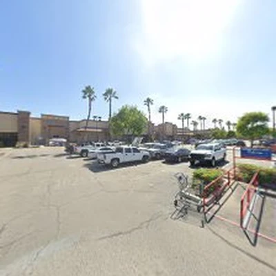 Lowe's Garden Center