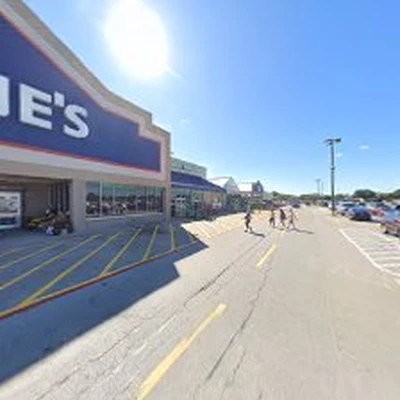 Lowe's Garden Center