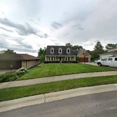 Lou's Lawn Care