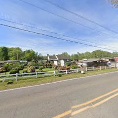 Roos Place