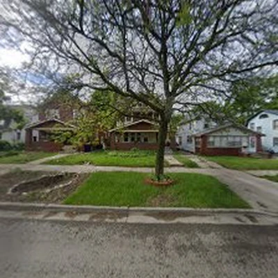 Lathans Lawn Care and Maintenance LLC