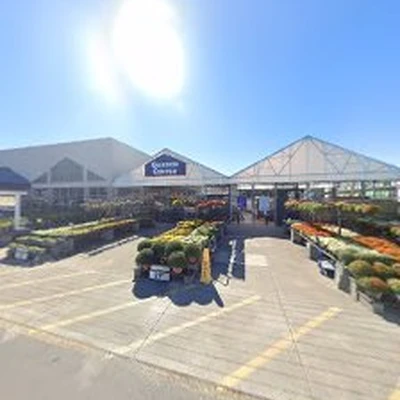 Lowe's Garden Center