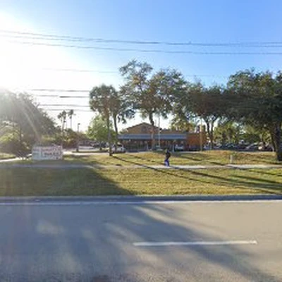Complete Lawn Maintenance & Landscape Maintenance