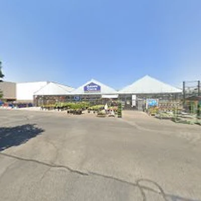 Lowe's Garden Center