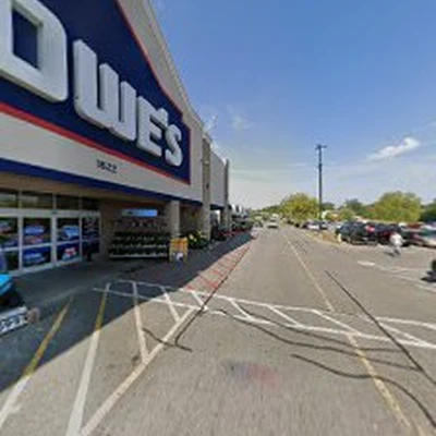 Lowe's Garden Center