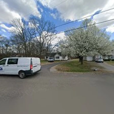 Greencuts LLC- Tree Service