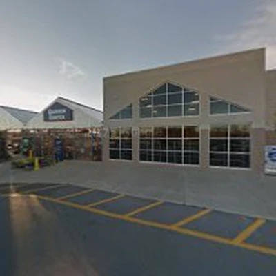 Lowe's Garden Center