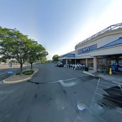 Lowe's Garden Center
