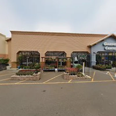 Lowe's Garden Center