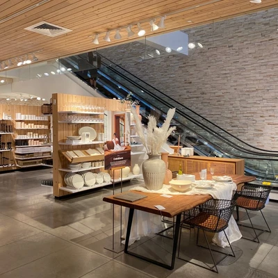 Crate & Barrel