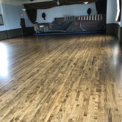 Hardwood Floor Specialist