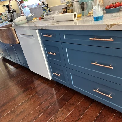 De La Paz Cabinetry Millwork and Finish Carpentry