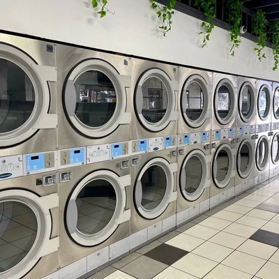 Easy Breezy Laundromat