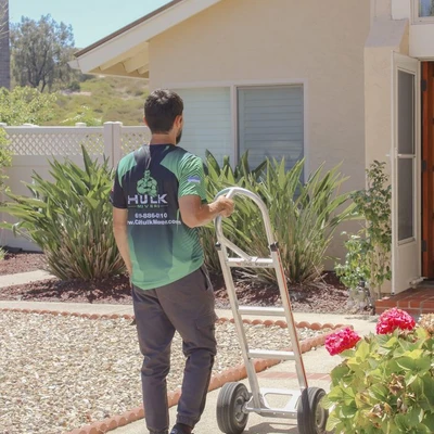 Hulk Movers