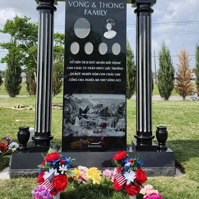 Headstone World Dallas