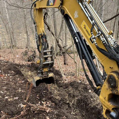 H&R Excavating