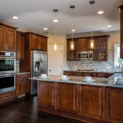 In Style Kitchen & Bath