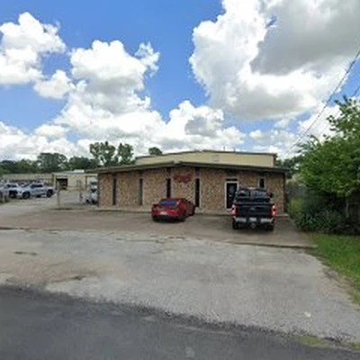 A & T Plumbing Co Inc