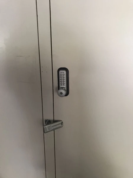 &