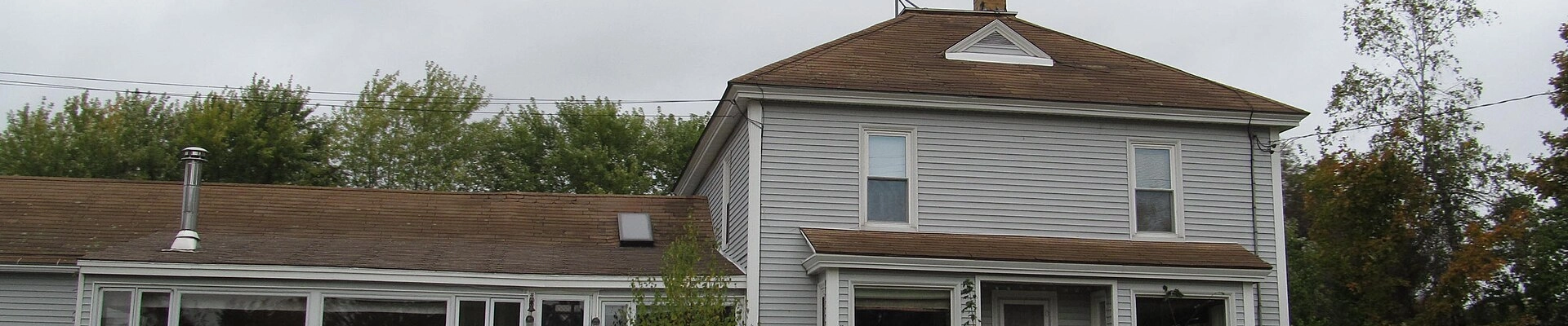 Electrical, House Cleaning, and Tree in Corinth