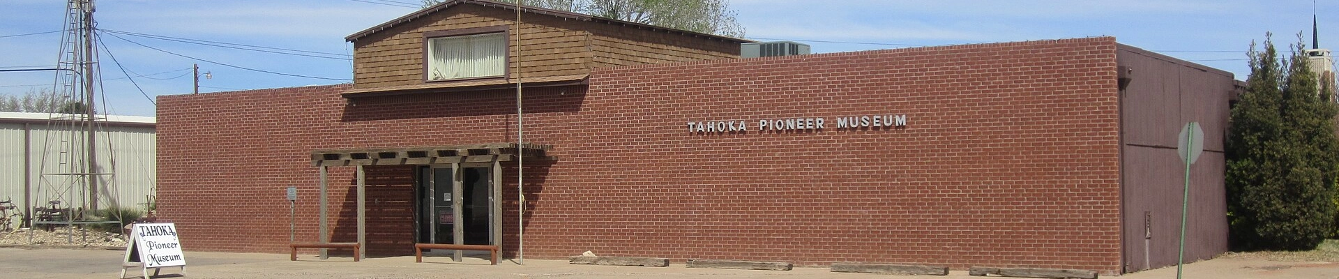 Electrical providers in Tahoka